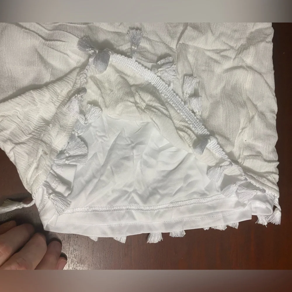 Hailey Lyn Capri Pants Womens Size XL White Fully Lined Boho Tassel Hem Details - Picture 12 of 13